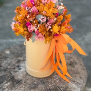 MIÓD Z RÓŻĄ FlowerBox z suszonymi roślinami